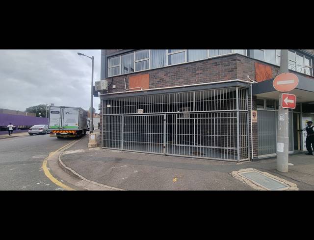 300M² MINI FACTORY TO LET IN GREYVILLE